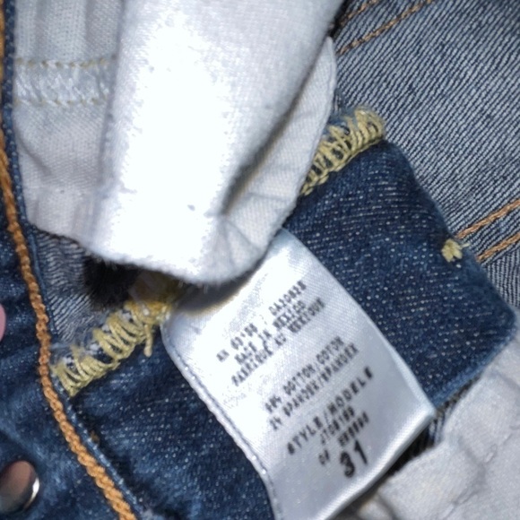Guess stretch Jeans. Size 31 GUC bootcut - Picture 6 of 6